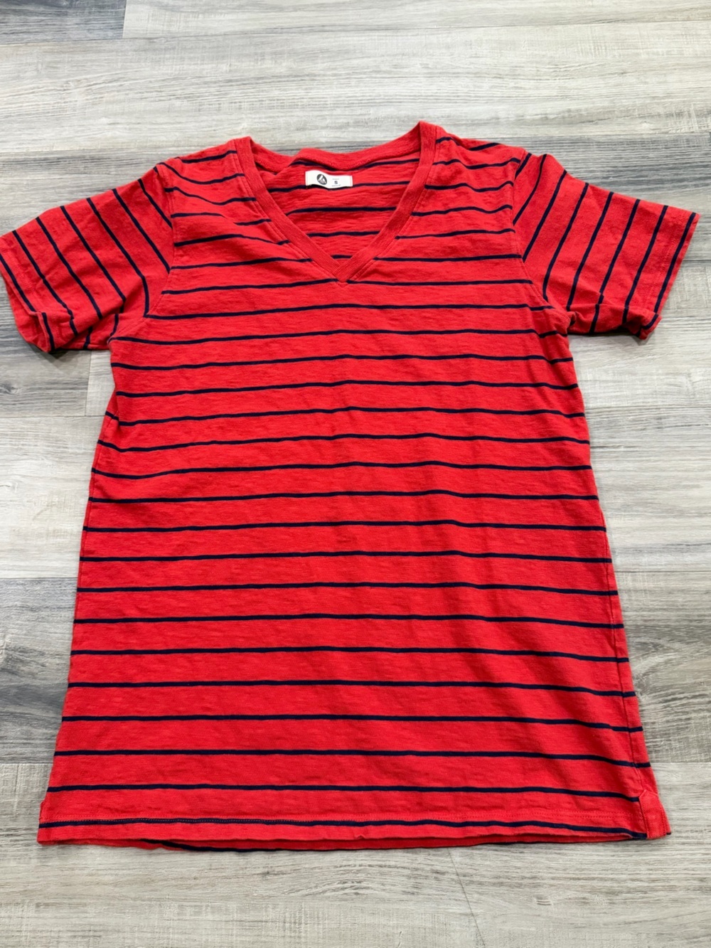 American Giant Red Striped V Neck Short Sleeve T-Shirt